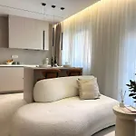 Ana With Private Parking *