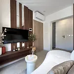 Апартаменти Ana With Private Parking