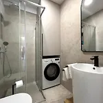 Ana With Private Parking Макарська