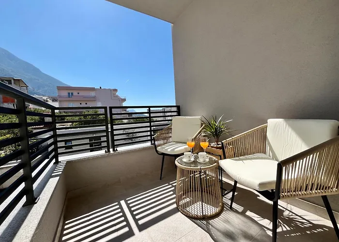 Ana With Private Parking * マカルスカ