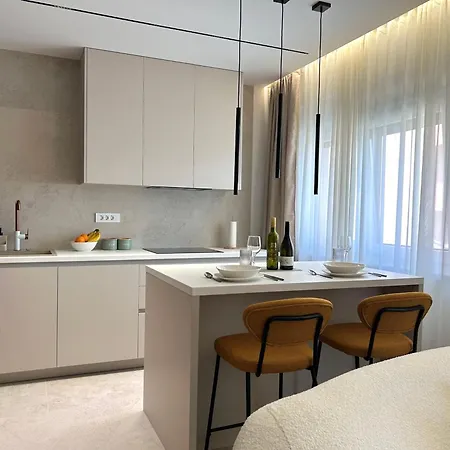 Ana With Private Parking